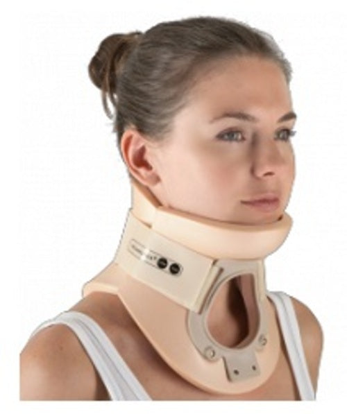 COLLARE PHILADELPHIA TRACH11 1